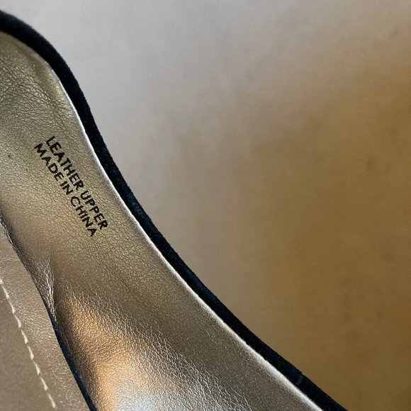 New! Tahari Eda black suede pointed toe flats / shoes with gold trim, block heel - Picture 11 of 13